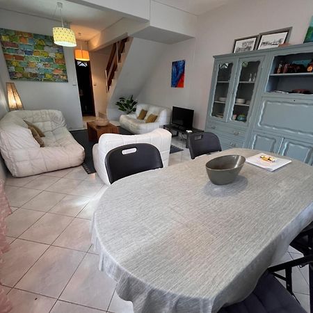 Maison Sandra Montchoisy מראה חיצוני תמונה