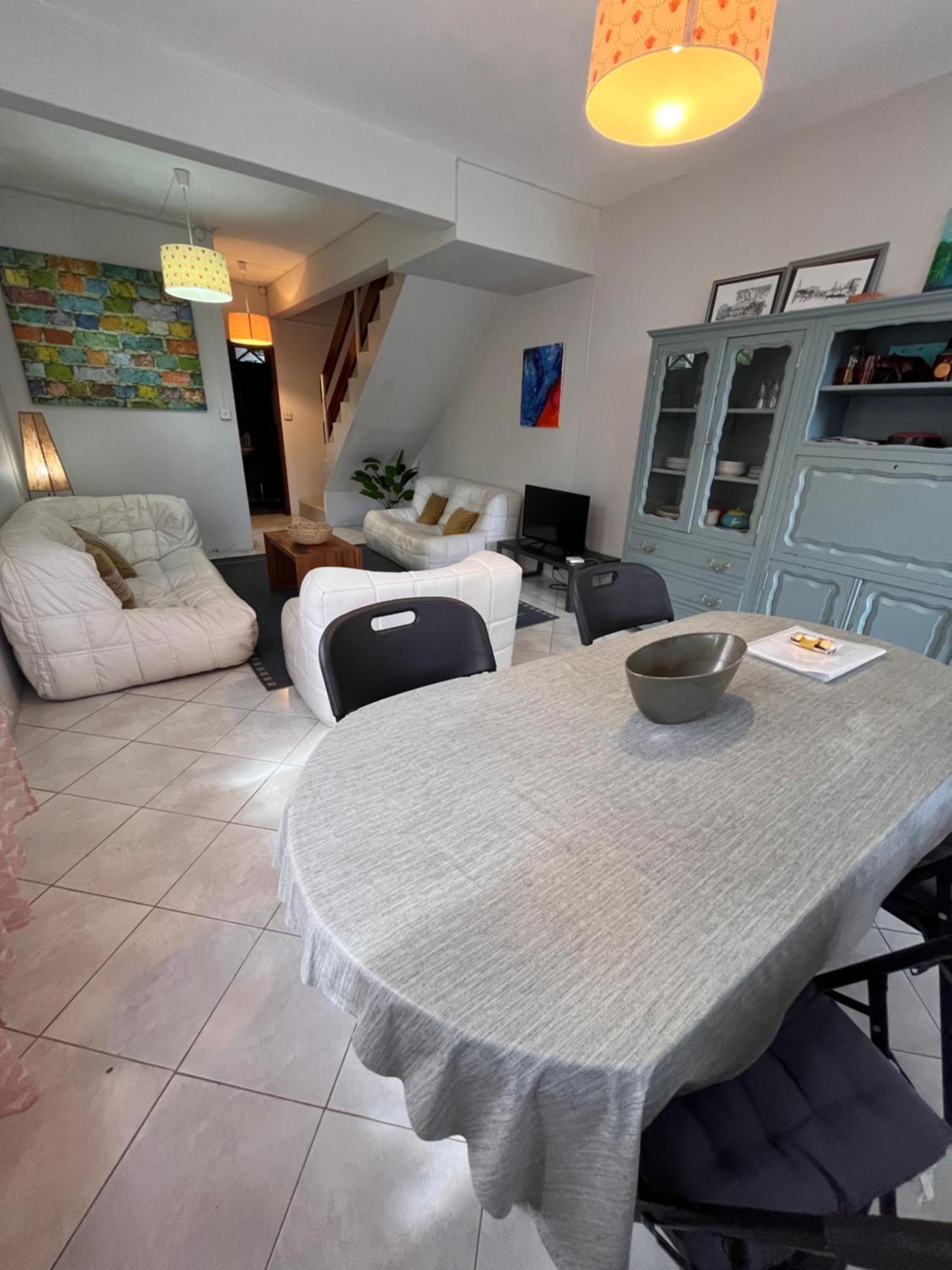 Maison Sandra Montchoisy מראה חיצוני תמונה